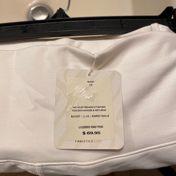 Fabletics Boost Power Hold High Waisted 7/8 Legging NWT! - Picture 3 of 5